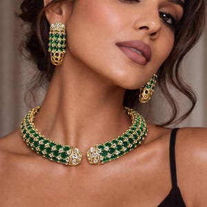 Premium pots stone emerald green choker/necklace hasli  choker earring tops stud set/gold plated/bridal/ wedding/Party/traditional design