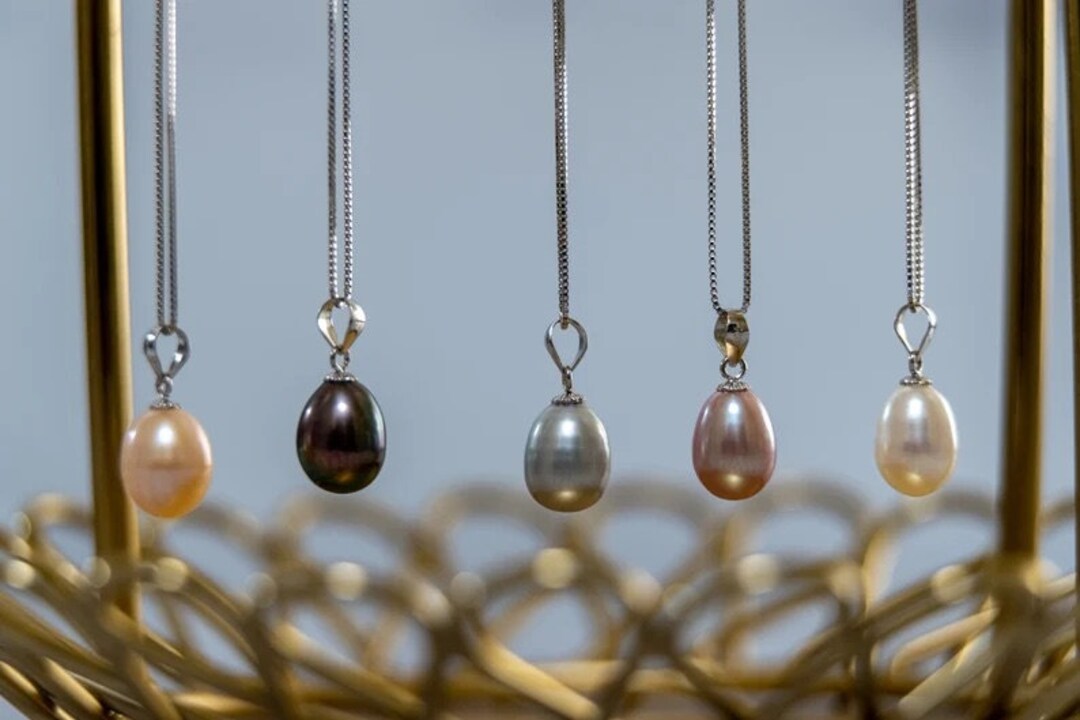 925 Sterling Silver Freshwater Pearl Pendant Necklace - AAA Quality, 45cm Chain