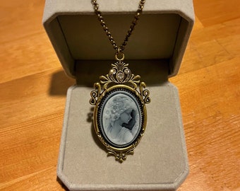 Bellissima collana con cammeo, 20 pollici, con confezione regalo di gioielli in velluto