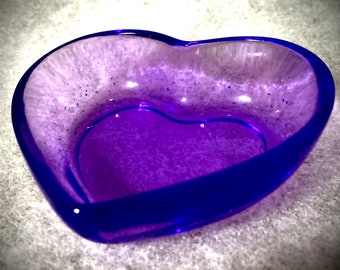 Heart or rounded square 2 inch decorative bowl, jewelry organizer, Valentines gift, ash catcher, herb potpourri holder