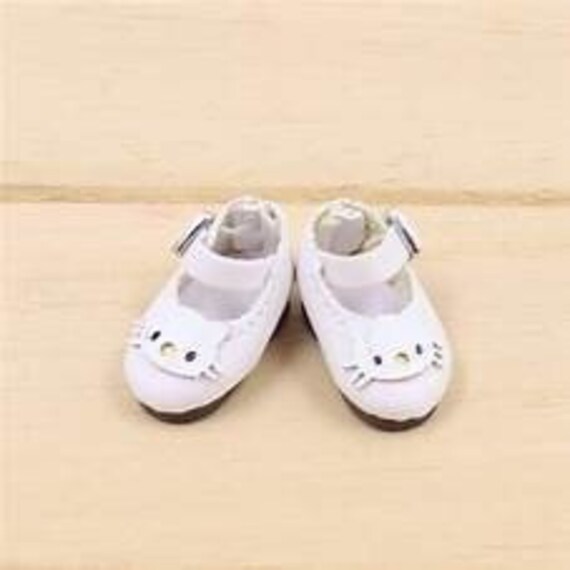 White Faux Leather Blythe Mary Jane Cat Shoes Blythe Doll Etsy