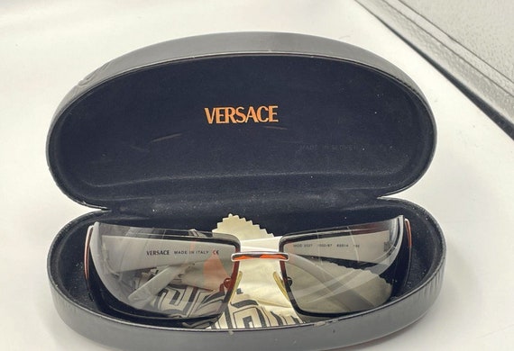 vintage versace sunglasses classic white + case - image 3