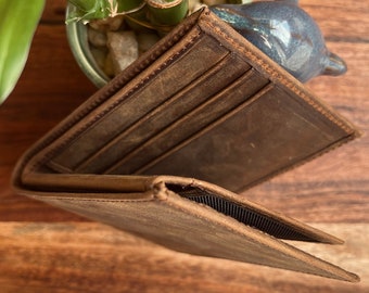Cartera de cuero marrón genuino para hombres, cartera grabada, regalo de aniversario, regalo de cartera personalizado, regalo de cartera de cuero para hombres