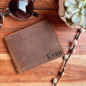 Cartera personalizada / Cartera de cuero genuino para hombre / Regalos de cartera personalizados / Regalo personalizado para él / Cartera grabada / Regalo del día del padre