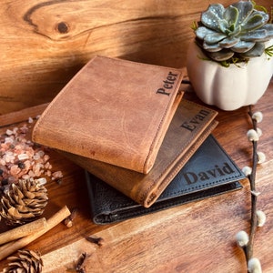 Cartera de Hombre en Piel Genuina con Múltiples Ranuras y Grabado, Cartera Personalizada para Él