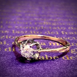 Art Deco old mine cut diamond solitaire 18k gold ring