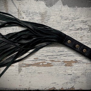 Leather whip 18in