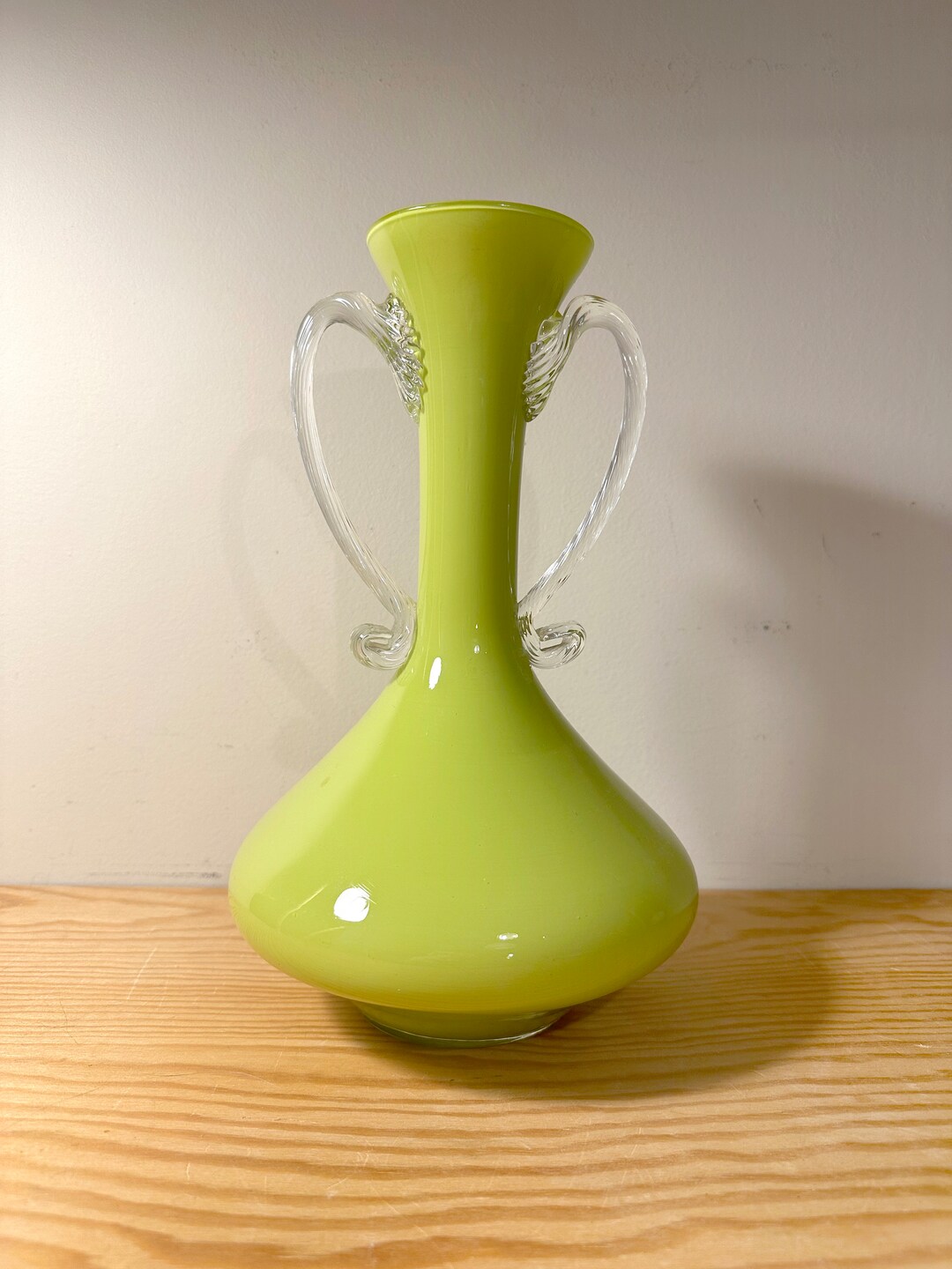 Pichet Ondulé en Mousse - Vert