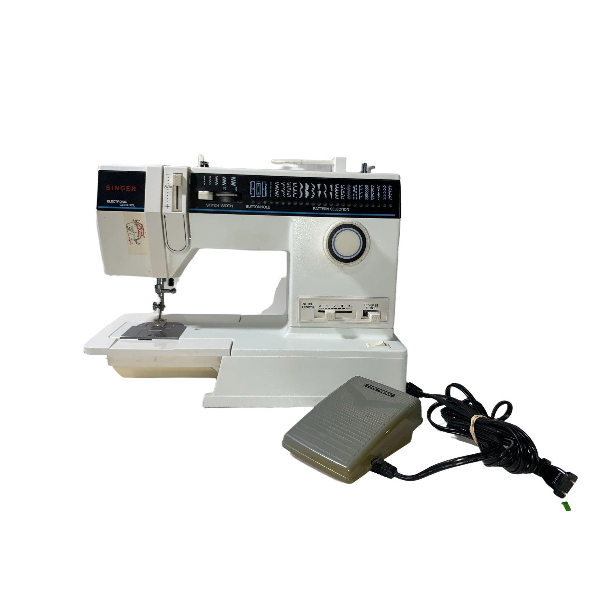 Singer 4562 T Eletronic Control Sewing Machine With Foot
