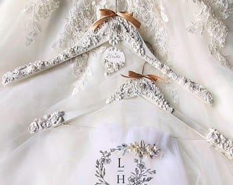 Luxury Veil and Bride Hanger Set, Pearlescent White Bridal Gown Hanger Set with Dangling Personalised Tag, Satin Bags, Gift for Bride.