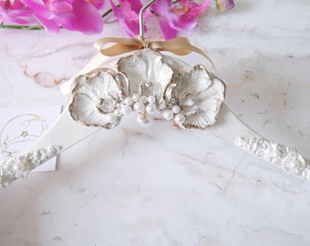 Orchid Wedding Dress Hanger, Sturdy Pearl Embellished Bridal Hanger with Personalised Tag, Satin Bag, Gift for Bride.