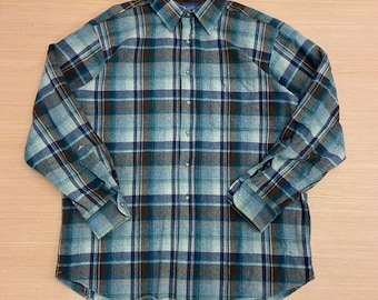Vintage 1990’s Pendleton From L.L. Bean Wool Button Up Shirt size XL Long