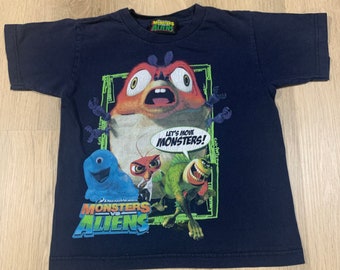 Youth Monsters VS Aliens DreamWorks Animation Vintage T-Shirt