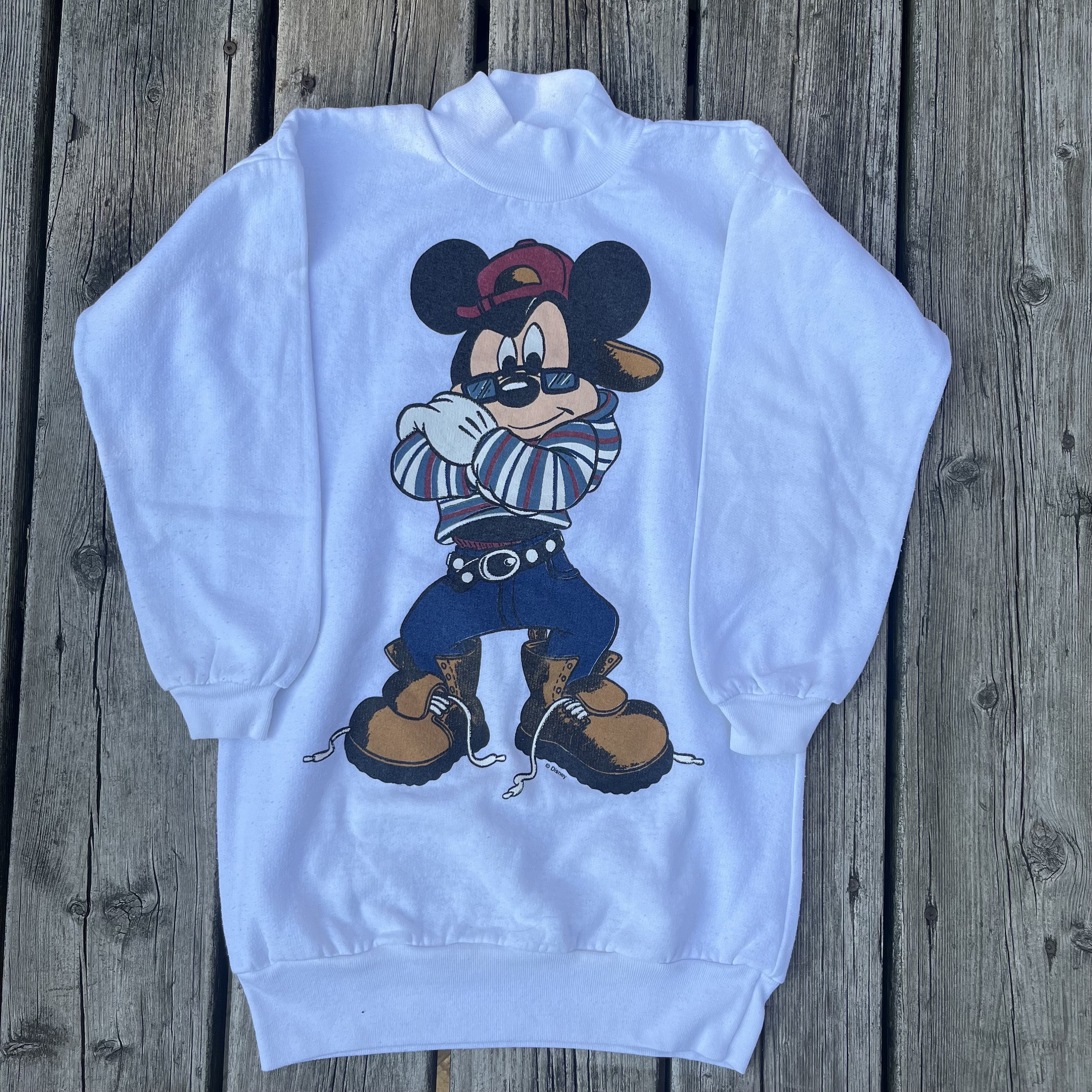 Mickey mouse vintage clearance sweater