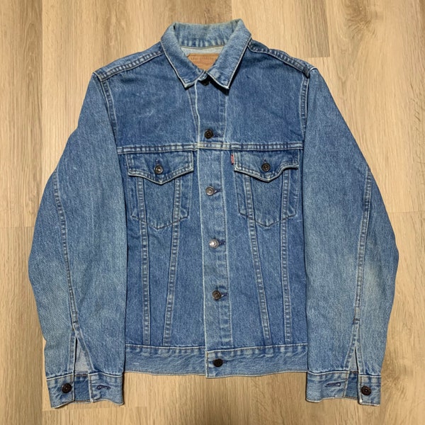 vintage Levis Type 3 Medium Wash Denim Jacket taille 38