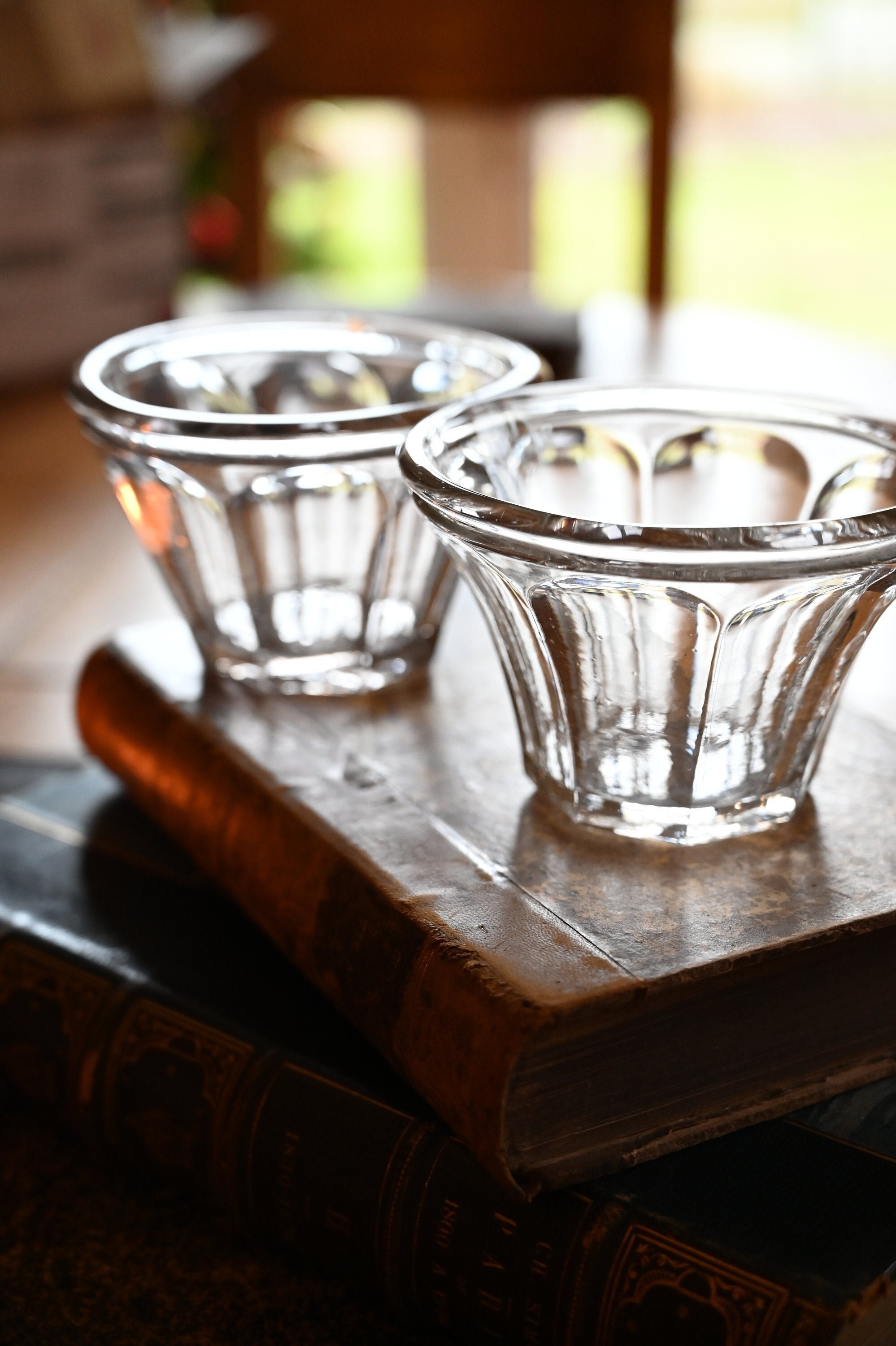 Lot de 2 Pots Anciens Français à Confitures Coniques Facettes Ancien Verre Épais avec Bulles, Excell