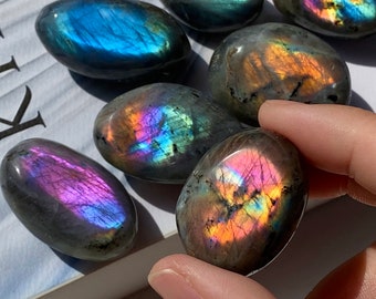 NEW Vibrant Color Flash Gray Labradorite Palm Stone Sunset Rainbow