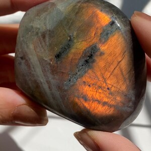 Burnished Orange Sunset Double Sided Full Face Flash Gray Labradorite Yellow Flash Full Face 208g 6x5x3cm 7.3oz 2.4x2x1.2in 6L15