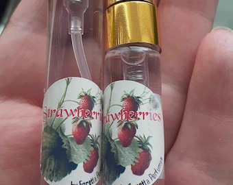 Strawberry  spray 5 or 10 ml sample eau de toilette water toilet fruit red berries strawberries gift parfum fragrance sweet refreshing art