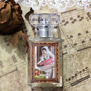 Strawberry Haunting Perfume: Gothic Wedding Fragrance, Berries & Cream