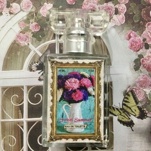 Sugared Violets and Elderberry Perfume, Spray with flower extract, vegan parfum, made in  Canada fragrance, Aster Nasturtium florals, nature