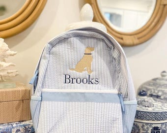 Mochila infantil de seersucker com monograma: Bolsa personalizada com bordado.