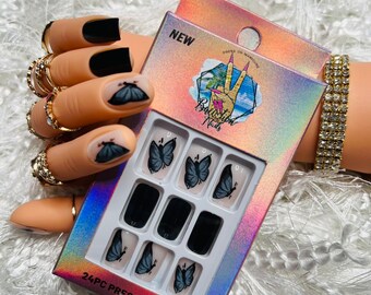 24pc short black, butterfly design press on nails short square