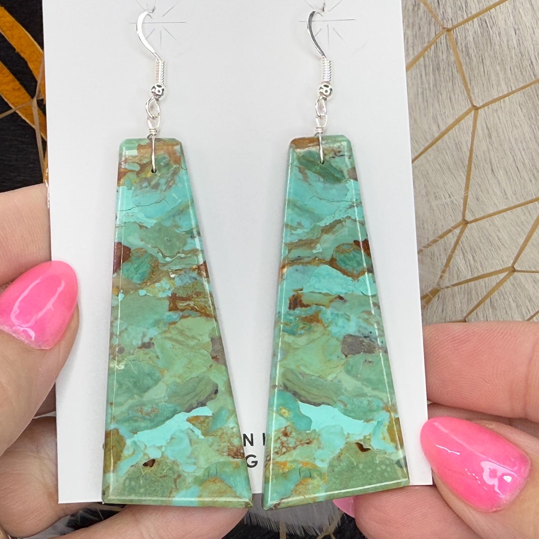 IT - Rita Largo Navajo Handmand Kingman Turq Earrings