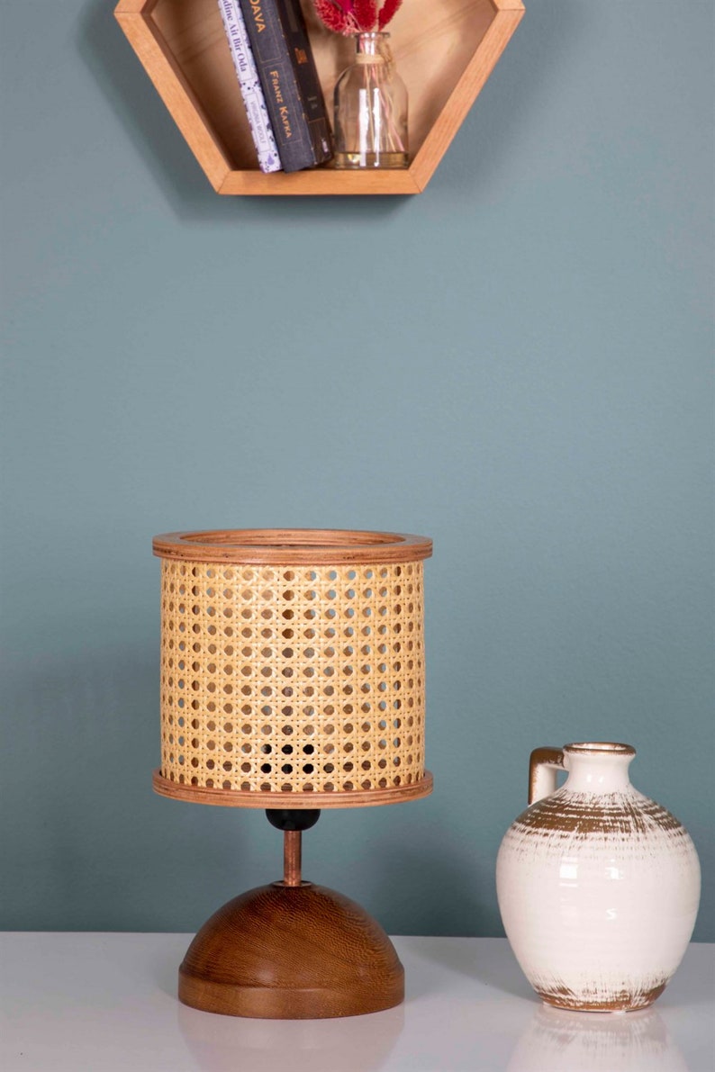 Lampe de table faite main avec base en bois, lampe de table en osier, lampe de chevet image 3