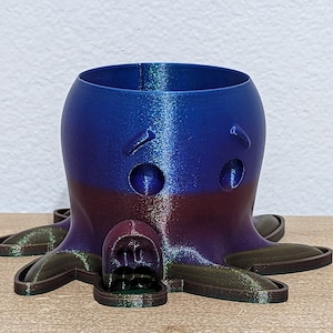 Cute Octopus Planter with Drip Tray!