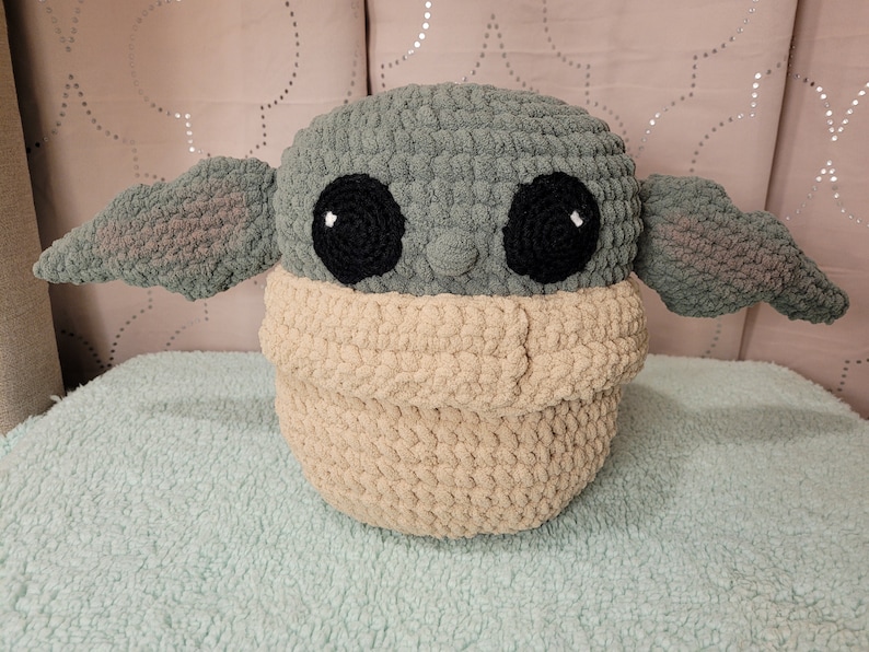 Squishy Baby Yoda Grogu Crochet Pattern Etsy
