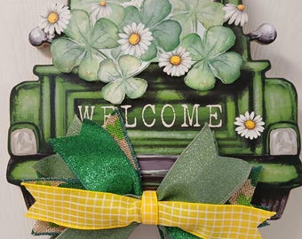 Welcome St. Patrick's Day March Wreath