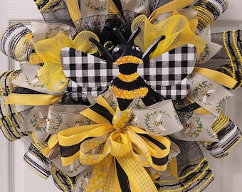 Bumblebee Pancake Spring/Summer Wreath