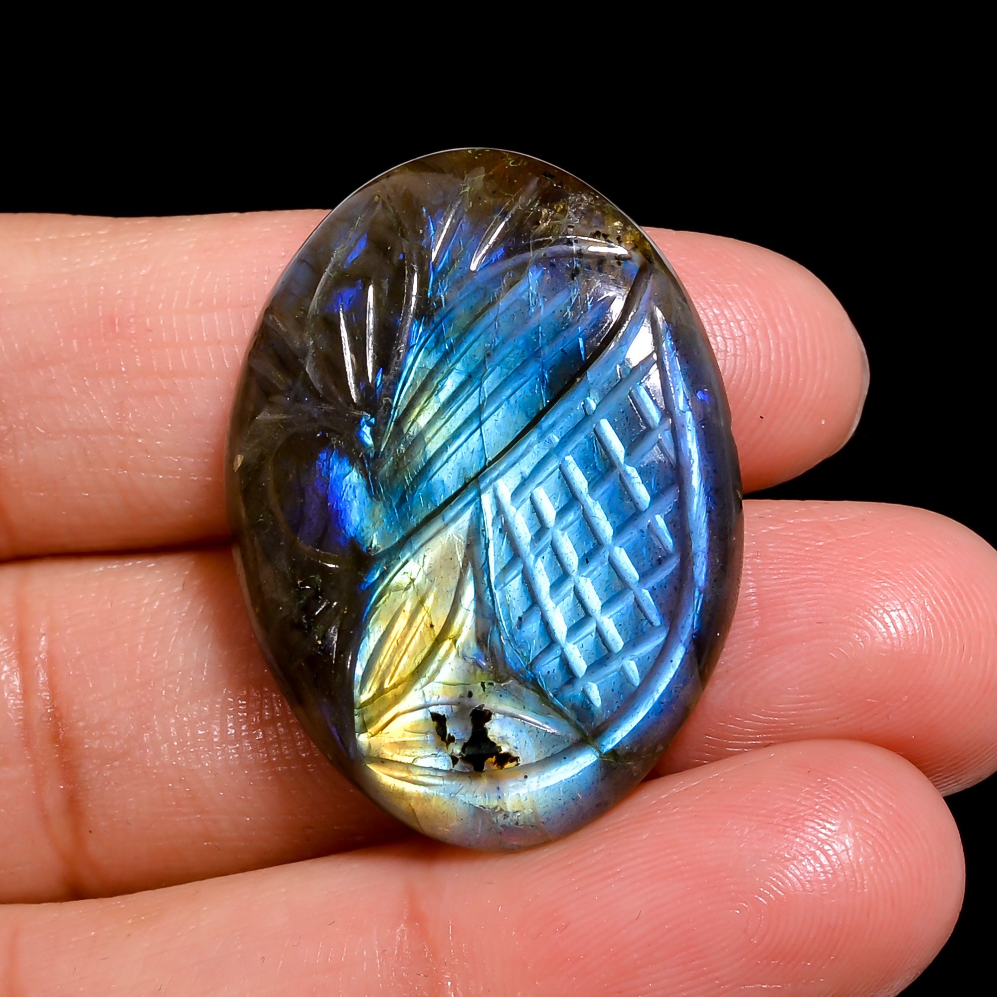 Classic Top Grade Quality 100% Natural Labradorite Oval Shape Carved Loose Gemstone For Making Jewelry 59 Ct 32X23X9 mm AO-1247