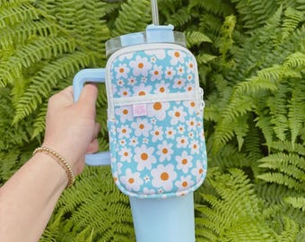 Blue Daisy Tumbler Backpack | Zippered Pouch | Loaded Tea Storage | Coin Purse