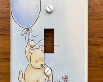 Winnie the Pooh Light Switch Cover: Classic Blue Balloon, Piglet