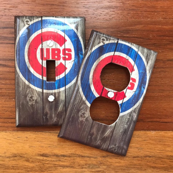 Chicago Cubs light switch plate cover // baseball sports fan vintage rustic man cave Wrigley Field gift // FAST SHIP!