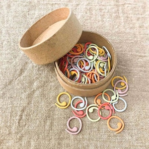 CocoKnits offene runde Maschenmarkierer bunt mittel Colored Split Ring Stitch Marker Medium Zubehör Stricken Geschenk Bild 1