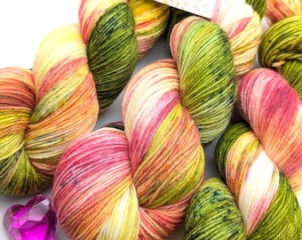 Hand-dyed sock yarn 4-ply High Twist 100g/400m LL Merino extrafine "Blumenwiese" yellow pink green knitting handdyed yarn mulesing-free