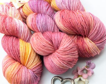 HAND-DYED luxury yarn 100g/400 m mulberry silk Merino extrafine pink yellow " Candy Mix 2 " knitting crochet NS 3 - 3.5 mm handdyed