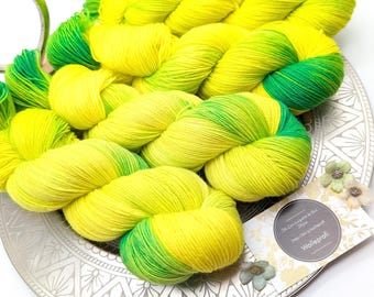 Hand-dyed sock yarn 4-ply 100g/420 m "lemon lime" yellow green socks scarves accessories knitting crochet mulesing-free handdyed yarn