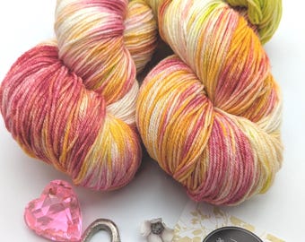 HAND-DYED luxury yarn SILK ROAD 100g/400m silk merino extrafine "Magic" pink green knitting crochet wool NS 3 - 3.5 mm handdyed yarn