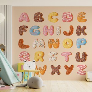 Carta da parati educativa ABC, decalcomania per la scuola materna con lettere, decalcomania da muro con alfabeto, carta da parati con ciambella ABC.