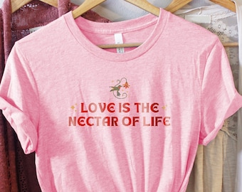 Camiseta "Amor de colibrí" / Camiseta gráfica de inspiración vintage