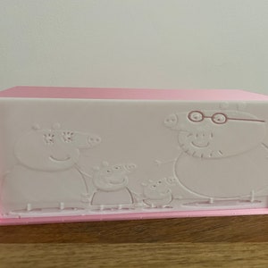 3D Printed Peppa Pig Light Box: LED Night Light