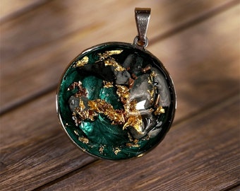 Orgonite gemstone pendant self-determination