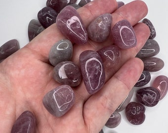 Lavender Rose Quartz Tumbled Stone, Small / Medium Tumble, One Purple Rose Quartz Pocket Stone, Pink Lilac Mineral, Polished Quartz Crystal