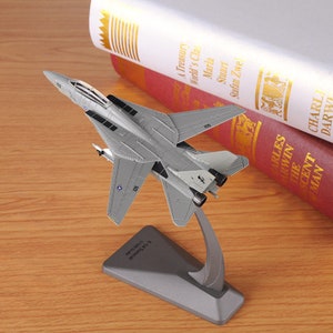 Diecast F-14 Militarized Combat Tomcat Fighter Alloy Model 1:144 Scale Toy Gift Collection Simulation Display Decoration