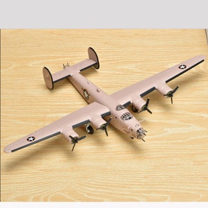 Bombardero de combate militarizado B-24 americano fundido a presión, modelo de aleación y plástico, juguete a escala 1:72, colección de regalo, pantalla de simulación