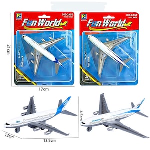 Diecast Aviation B777 Civil Aviation Passenger Plane Model Alloy&Plastic Material Simulation Display